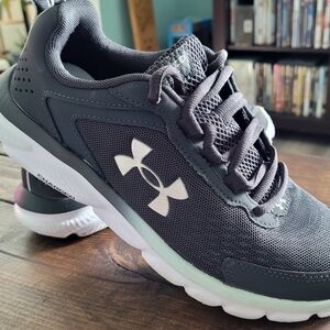 Under Armour Womens' Black and White Sneakers